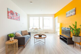 GEC Burnaby Heights in Burnaby, BC - Building Photo - Building Photo