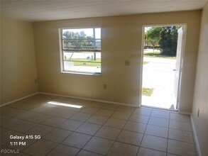 6377 Pennell St in Englewood, FL - Building Photo - Building Photo