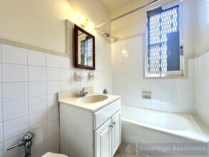 64 W 108th St in New York, NY - Building Photo - Building Photo