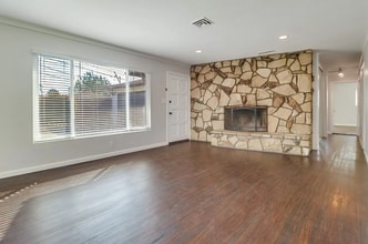 6791 Alamo Way in La Mesa, CA - Building Photo - Building Photo