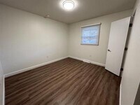 517 Old Central Rd photo'