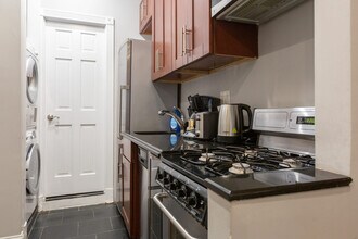 493 2nd Ave in New York, NY - Building Photo - Building Photo