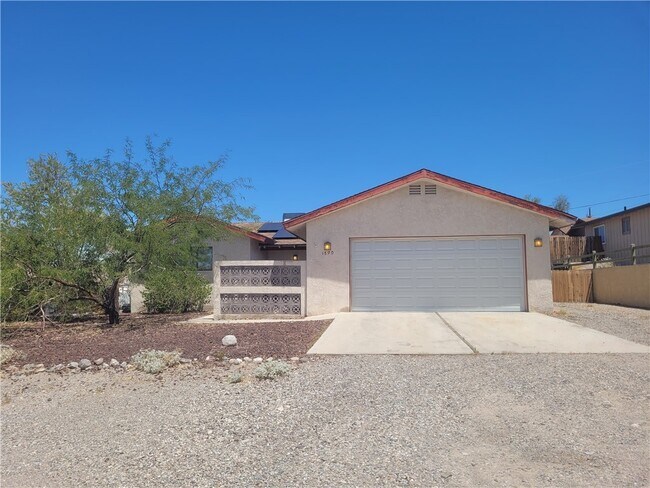 property at 1690 Arcadia Blvd