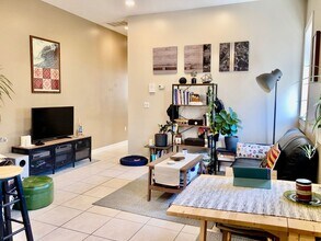 1627 W Porter St in Philadelphia, PA - Foto de edificio - Building Photo