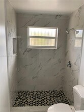 121 E 6th St in Hialeah, FL - Building Photo - Building Photo