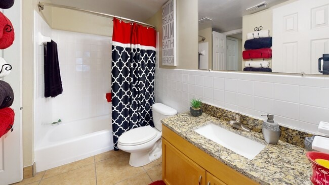 Serenity Lane in Clearwater, FL - Building Photo - Building Photo