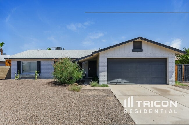 property at 4228 W Diana Ave