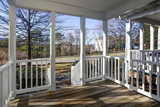 1105 Druid Ave in Charlottesville, VA - Building Photo - Building Photo