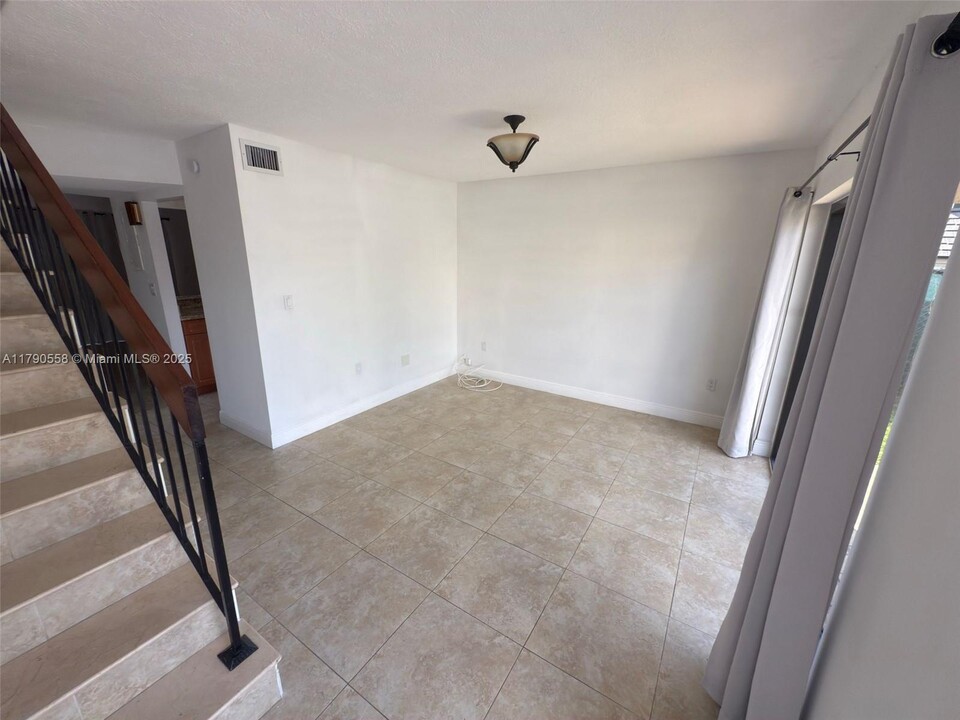 3406 SW 16th Ter in Miami, FL - Building Photo