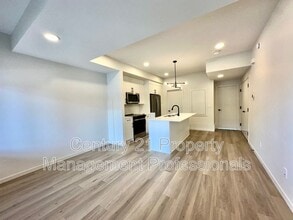 2617 Alces Dr in Edmonton, AB - Building Photo - Building Photo