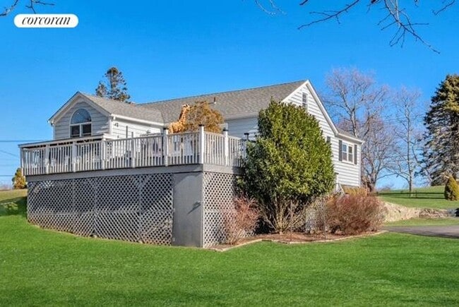 property at 147 S Essex St