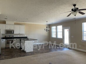 1997 Kenlock Dr in Grovetown, GA - Building Photo - Building Photo