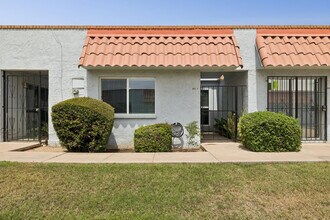 6816 N 35th Ave in Phoenix, AZ - Building Photo - Building Photo