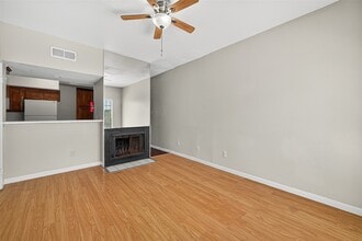 8653 Village of Fondren in Houston, TX - Building Photo - Building Photo