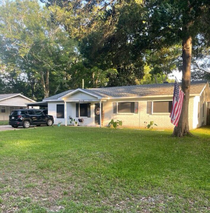 2523 Club House Rd in Mobile, AL - Building Photo