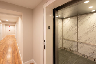 48 1st Ave in Atlantic Highlands, NJ - Building Photo - Interior Photo