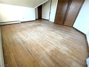 8577 Fair Rd in Strongsville, OH - Building Photo - Building Photo