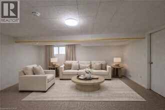 148 Siebert Ave in Kitchener, ON - Building Photo - Building Photo