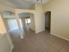 1151 Cambourne Dr in Kissimmee, FL - Building Photo - Building Photo