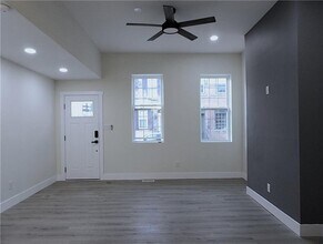 1107 Sarah St in Pittsburgh, PA - Building Photo - Building Photo