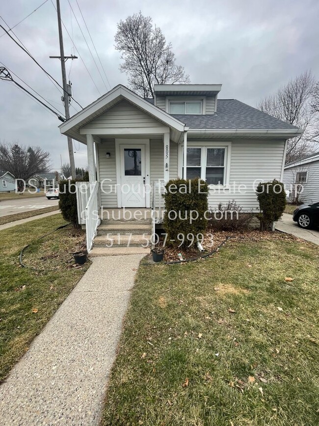 property at 805 Comfort St