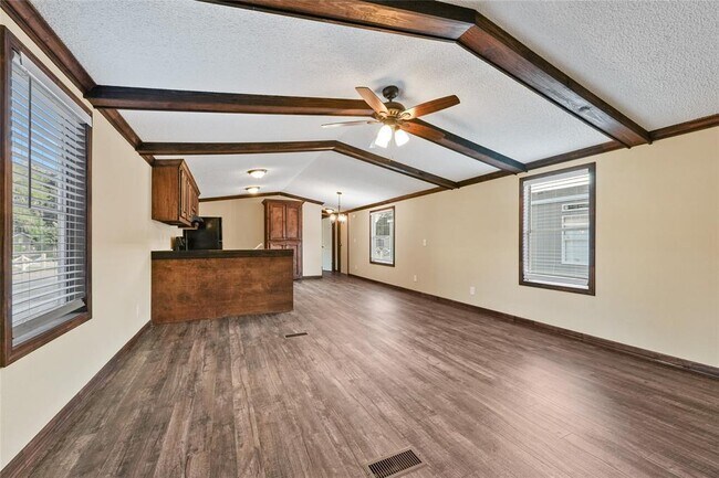 21395 Ruth Dr in New Caney, TX - Building Photo - Building Photo