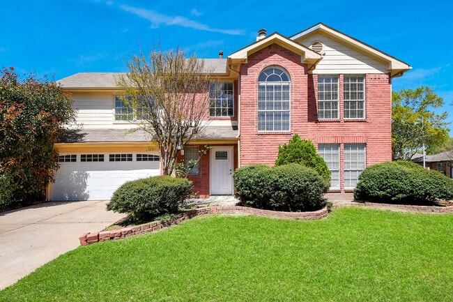 8026 Big Oak Trail Dr in Houston, TX - Building Photo - Building Photo