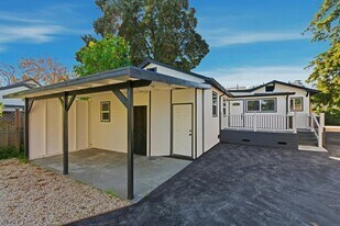 409 S Idaho St in San Mateo, CA - Building Photo