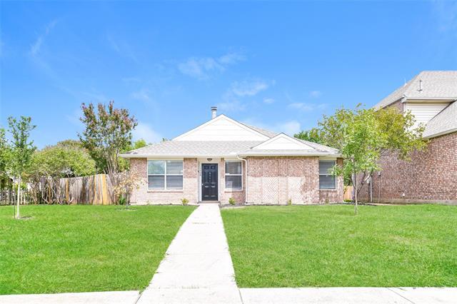 1708 Beau Ct in Balch Springs, TX - Foto de edificio