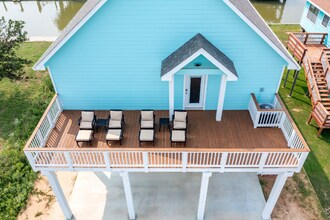 413 Pompano Ln in Surfside Beach, TX - Building Photo - Building Photo