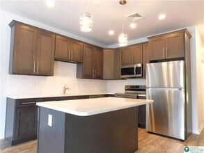 2321 Linford St in Bethlehem, PA - Building Photo - Building Photo