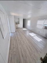 215 Weeks Rd in Cleburne, TX - Building Photo - Building Photo