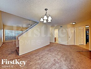 6816 Dalmation Cir in Plano, TX - Foto de edificio - Building Photo