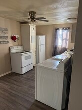 118 Peters Run Rd, Unit Apt 4 in Wheeling, WV - Building Photo - Building Photo