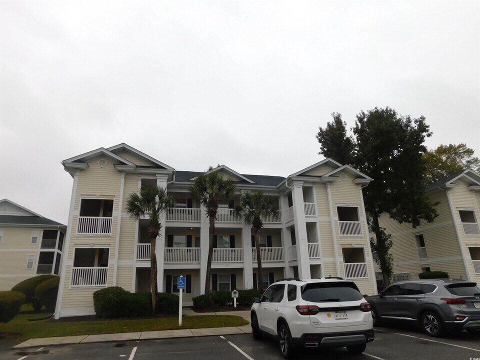 517 White River Dr in Myrtle Beach, SC - Building Photo