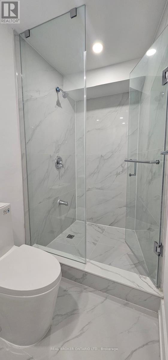 1296 Ellenton Crescent in Milton, ON - Building Photo - Building Photo