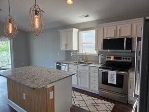 1048 Meadowoods Dr in Murrells Inlet, SC - Building Photo - Building Photo