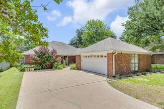10007 Brantley Bend in Austin, TX - Building Photo - Building Photo