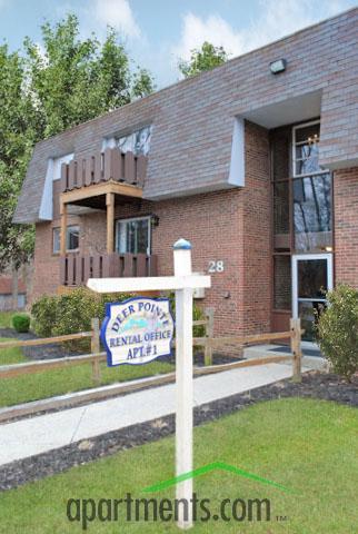 Deer Pointe Apartments in Amelia, OH - Foto de edificio