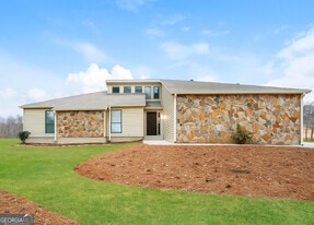 145 Whitney Way in Fayetteville, GA - Building Photo