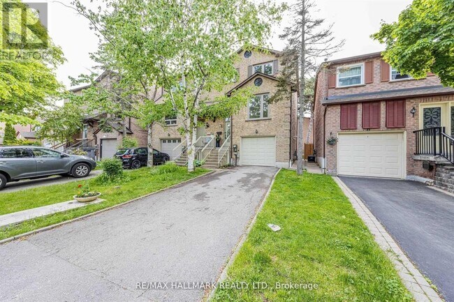 131 Cottonwood Ct in Markham, ON - Building Photo - Building Photo
