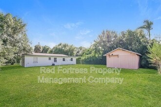 4555 Jersey Rd in Ft. Myers, FL - Building Photo - Building Photo