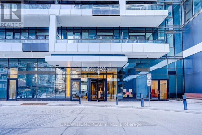 65 Broadway Ave in Toronto, ON - Building Photo - Building Photo