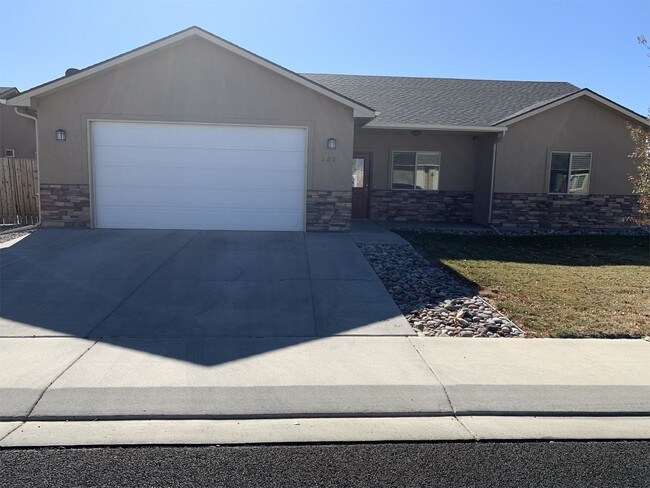 property at 3029 Prairie View Dr