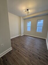 4813 Chestnut St in Philadelphia, PA - Building Photo - Building Photo