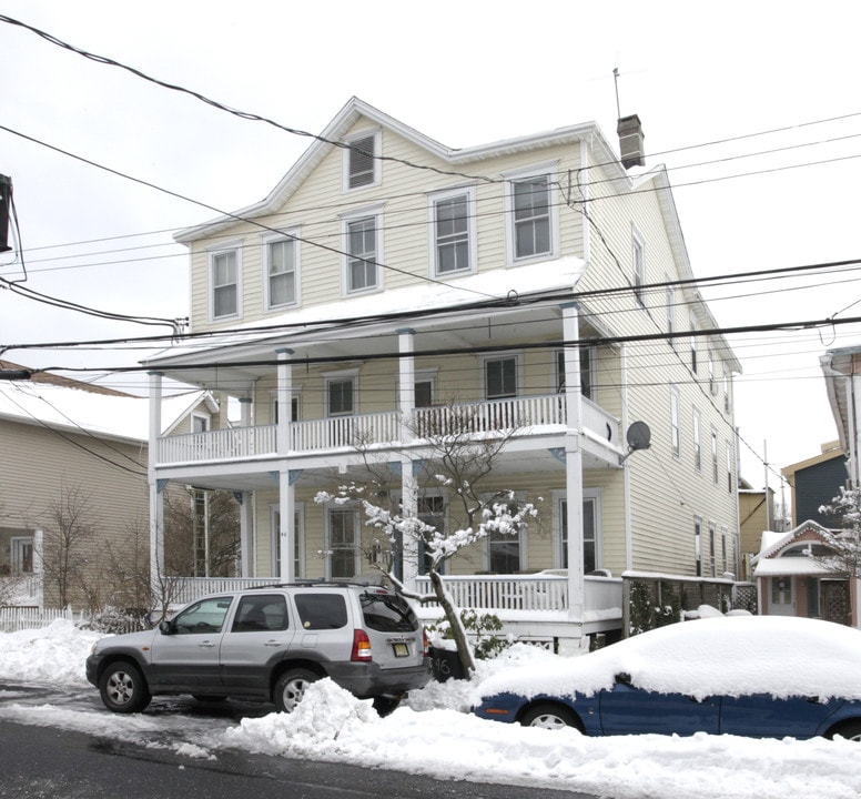 46 Embury Ave in Ocean Grove, NJ - Building Photo