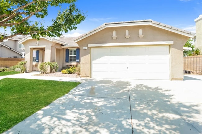property at 4551 Jade Ct