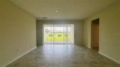 1112 Blackwolf Run Rd in Davenport, FL - Building Photo - Building Photo
