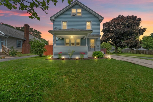 property at 52 Wedgewood Park