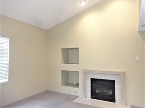 2177 Margo Rd in Columbus, OH - Foto de edificio - Building Photo